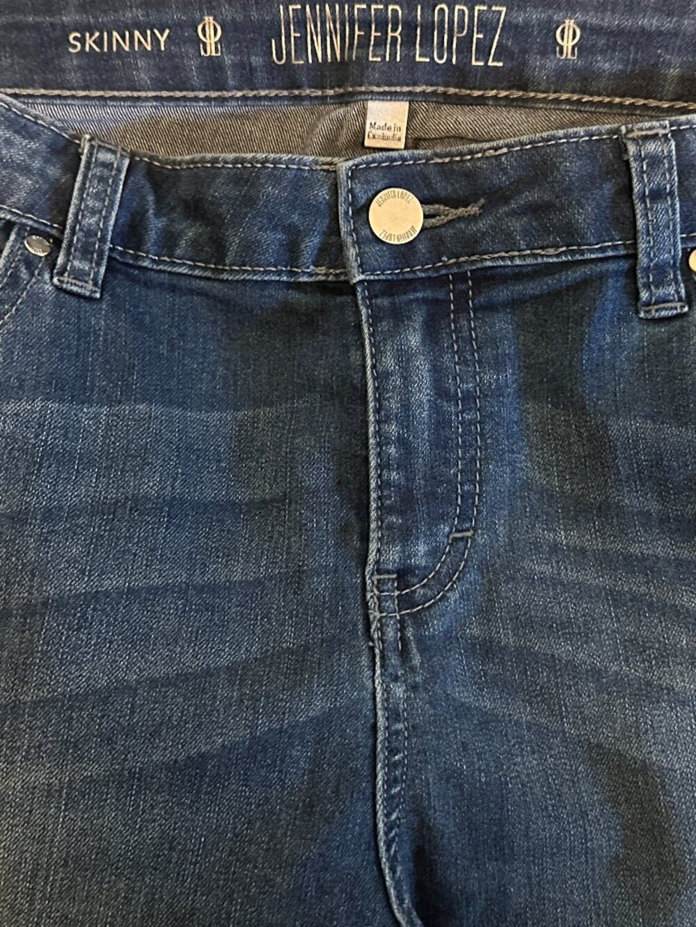 Jennifer Lopez Jeans Womens Size 12  Blue Skinny Distressed Stretch